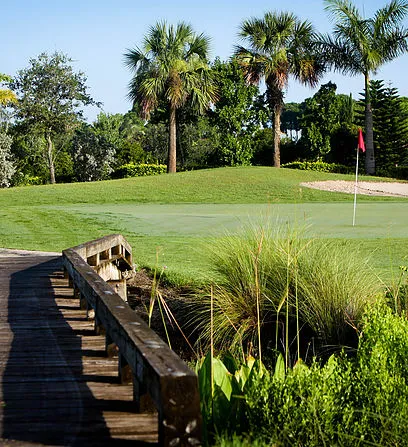 Palm Cove Golf & Yacht Club